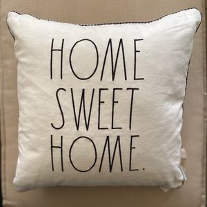 🆕 Rae Dunn Home Sweet Home Pillow